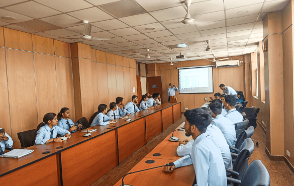 Conference Rooms left img